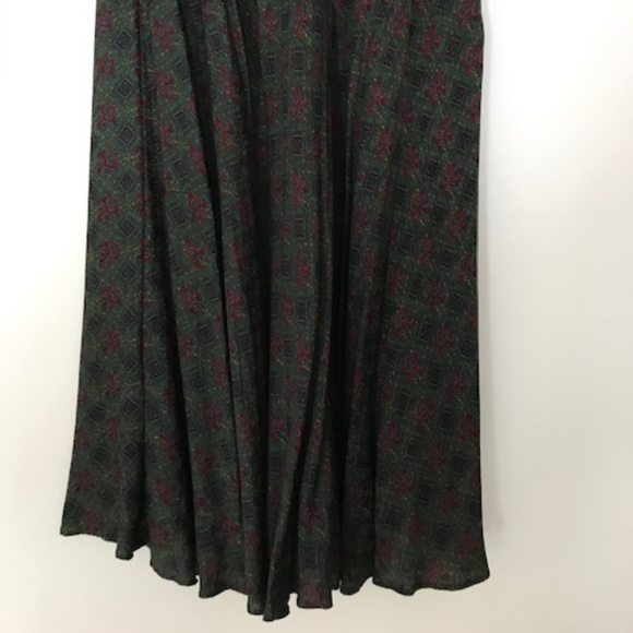 Silk Skirt - Picture 3 of 6